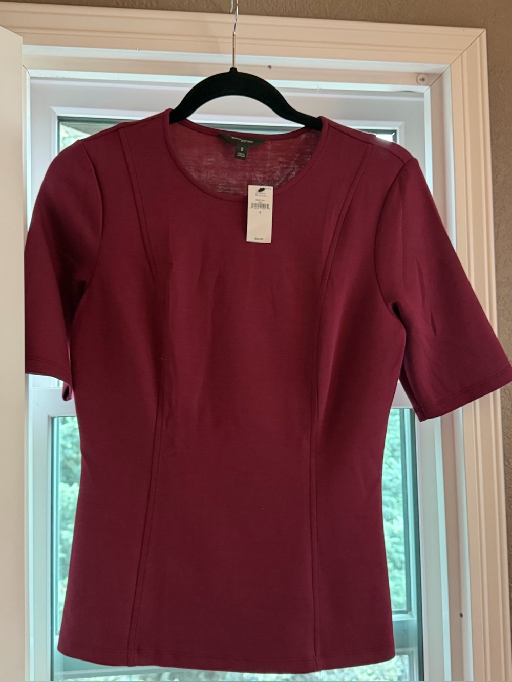 Banana Republic Short Sleeve Scoop Neck Top - Burgundy